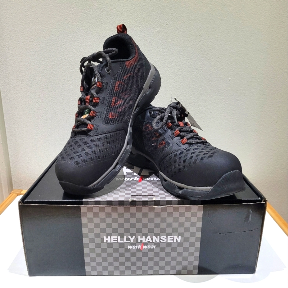 HELLY HANSEN WORK WEAR